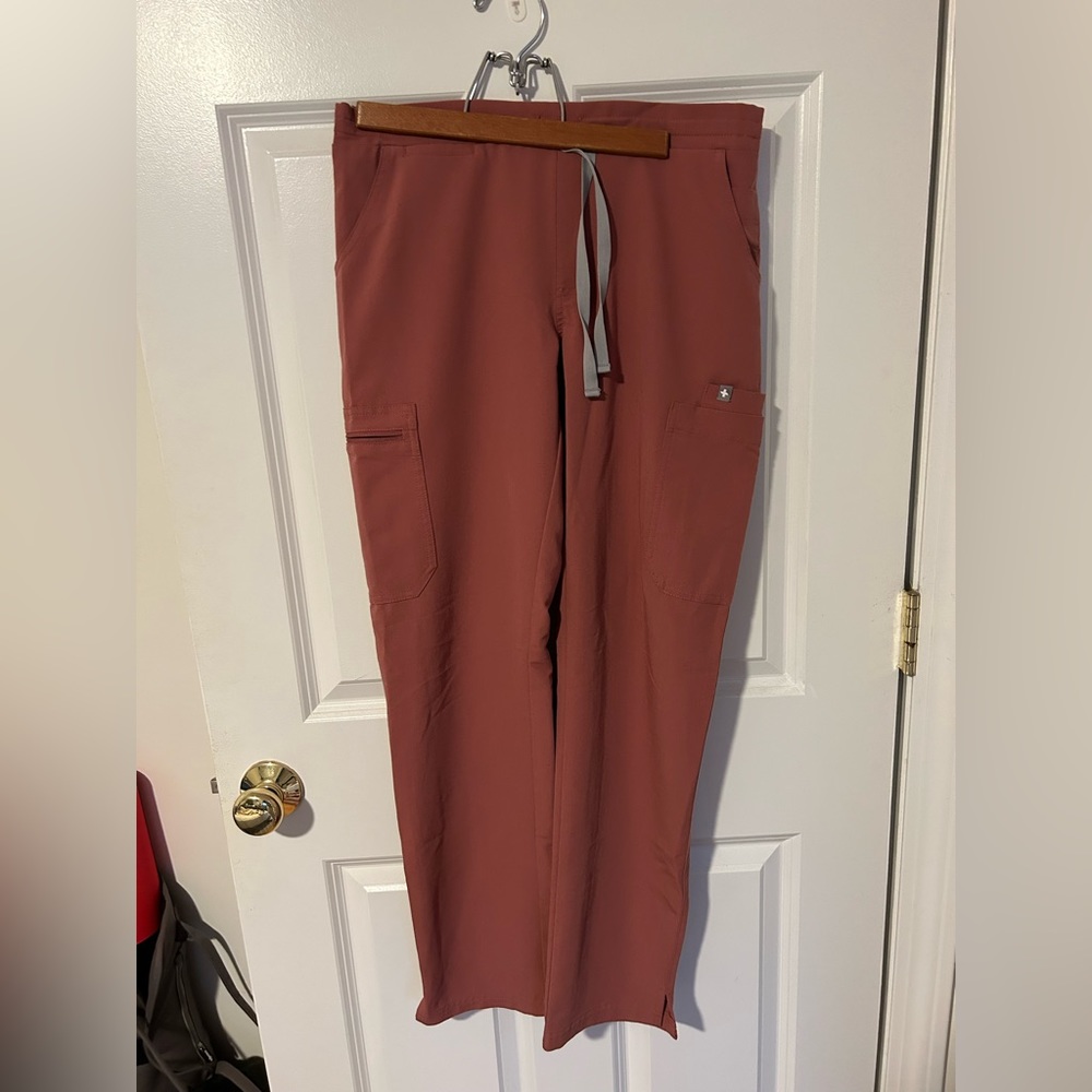 Figs scrub pants- mauve